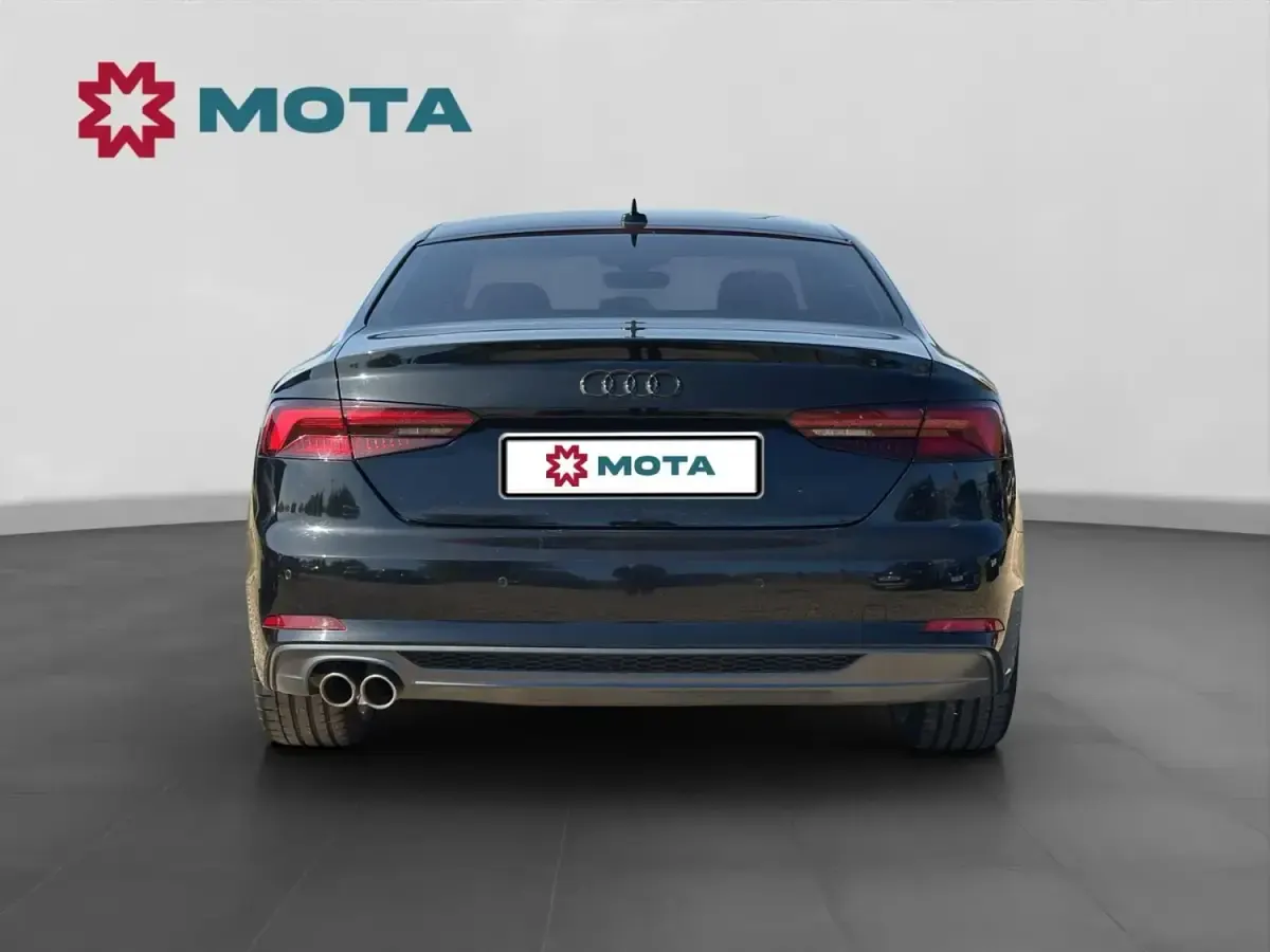 Begagnad Audi A5 S-Line 190 HK (139 kW) 2017 Svart Sportkupé