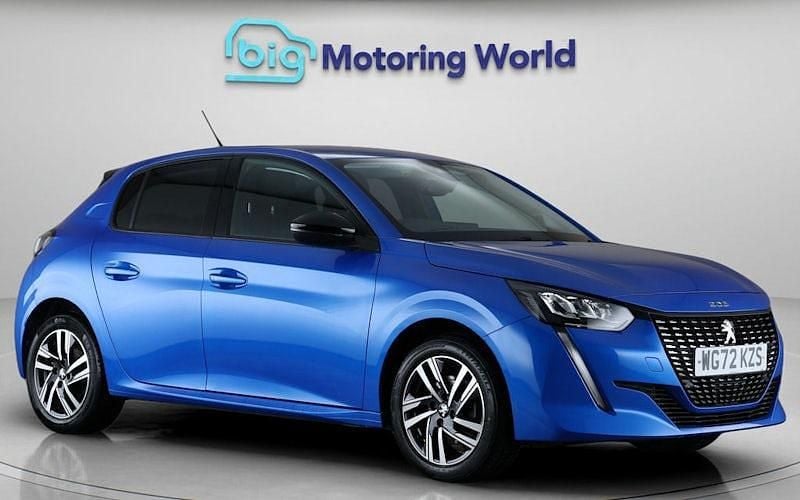 Blue Used 2022 Peugeot 208 Allure+ Hatchback | £11,800 (Good price) - Image 1/4