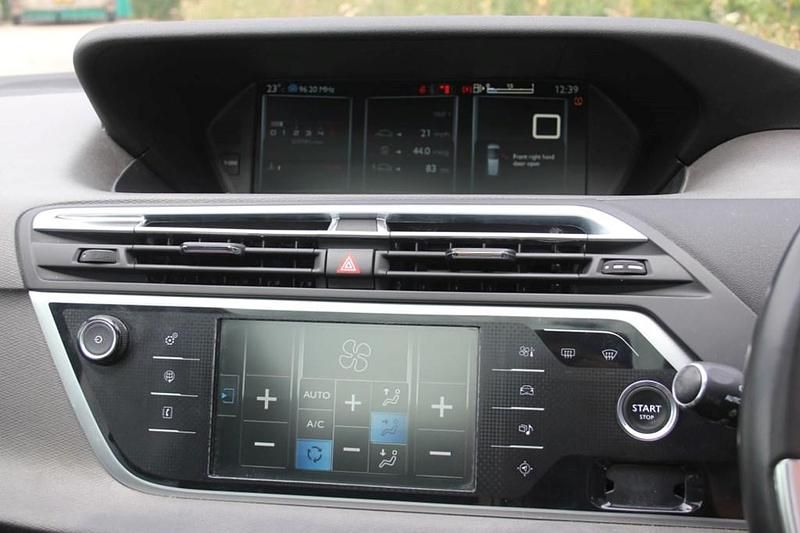 Used Citroën C4 Picasso Exclusive 2014 Silver MPV