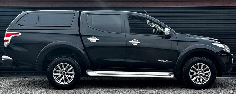 Used Mitsubishi L200 2017 Black Pickup