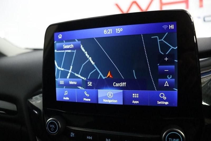 Used Ford Puma Titanium 125 HP (91 kW) 2022 White SUV