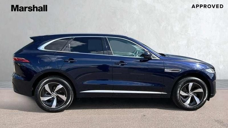 Second-hand Jaguar F-Pace R-Dynamic 204 CP (150 kW) 2023 Albastru SUV