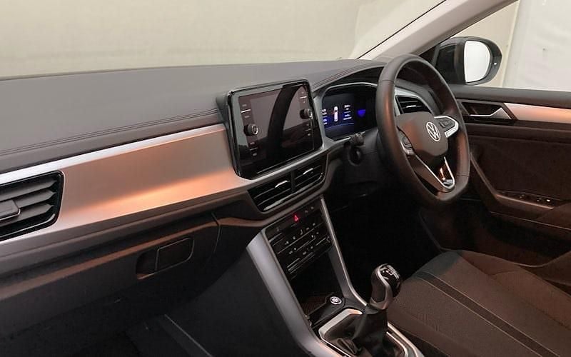 Usado VW T-Roc Match 150 HP (110 kW) 2024 Other SUV