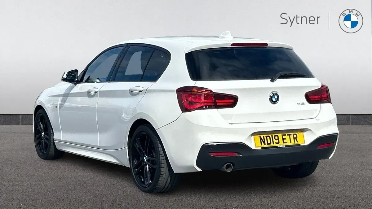 Used BMW 118 M Sport 134 HP (98 kW) 2019 White Hatchback