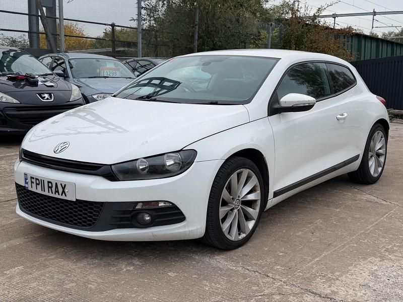 Begagnad VW Scirocco GT 2011 Vit Sportkupé