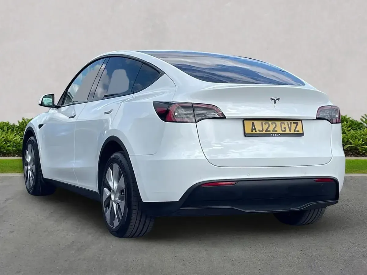 Used Tesla Model Y 282 kW (384 HP) 2022 White SUV