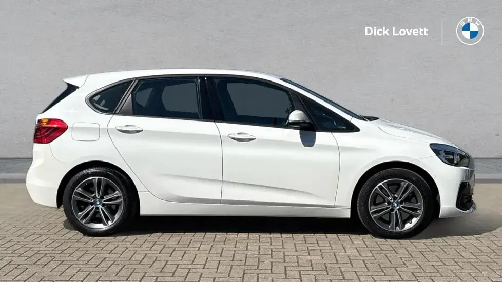 Usado BMW 225 Active Tourer iPerformance 221 HP (162 kW) 2019 Branco Monovolume