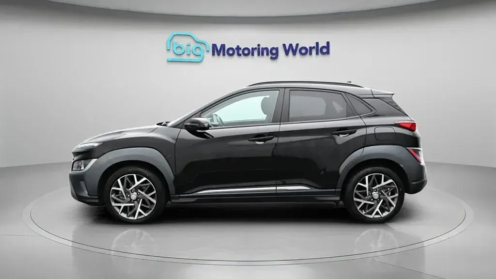 Second-hand Hyundai Kona Premium 141 CP (103 kW) 2021 Negru SUV