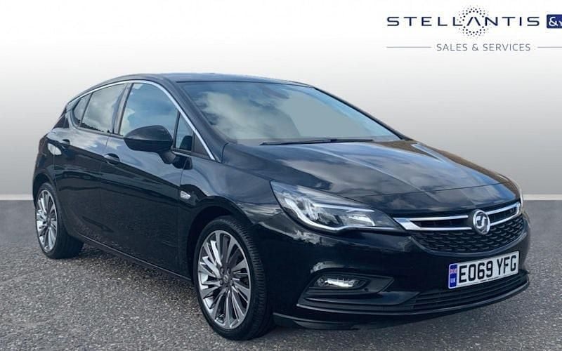 Black Used 2019 Vauxhall Astra S Hatchback | £7,598 (Fair price) - Image 1/4