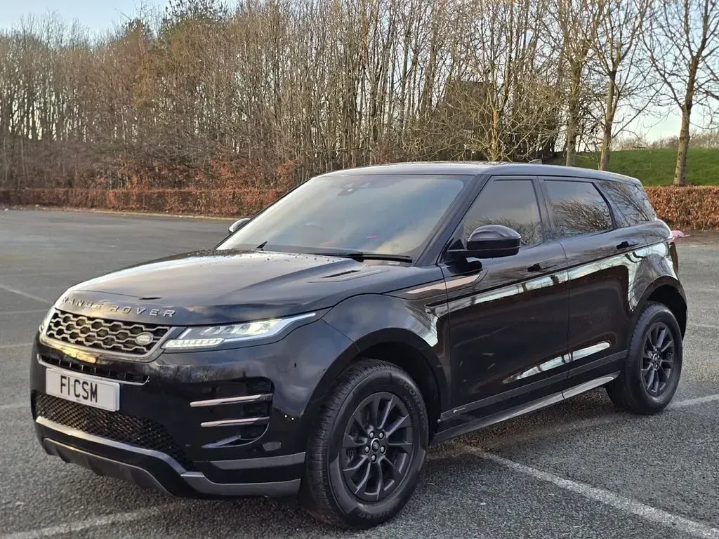 Used Land Rover Range Rover evoque R-Dynamic 180 HP (132 kW) 2019 Black Estate