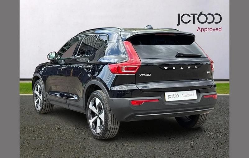 Used Volvo XC40 Ultimate 194 HP (142 kW) 2023 Black SUV