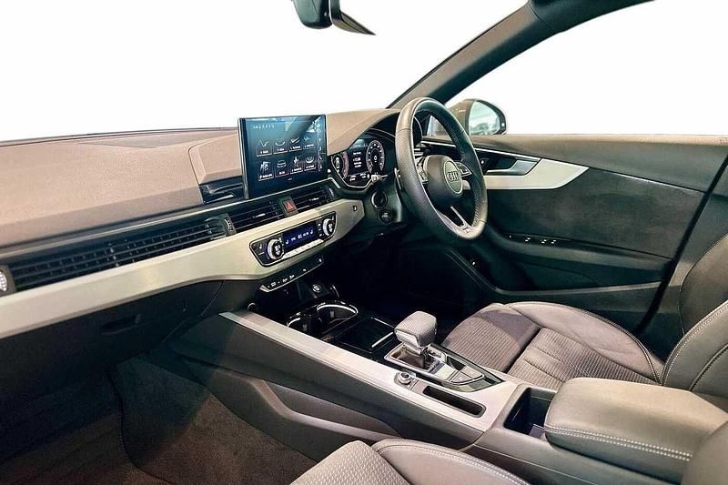 Used Audi A4 S-Line 147 HP (108 kW) 2024 Grey Sedan