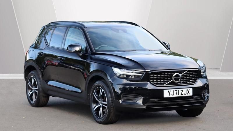 Black Used 2021 Volvo XC40 R-Design SUV | £23,750 (Fair price) - Image 1/4