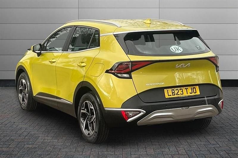 Used Kia Sportage 148 HP (108 kW) 2023 Yellow SUV
