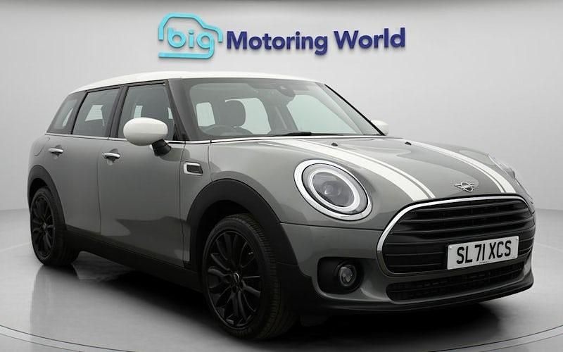 Used 2021 Mini Cooper Clubman Classic Estate | £17,300 (Fair price) - Image 1/4