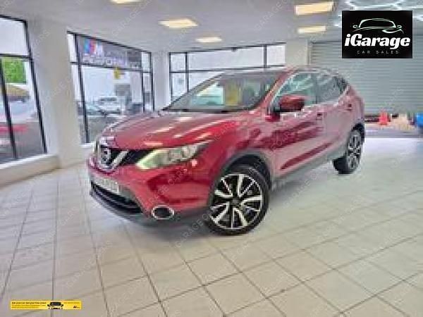 Red Used 2014 Nissan Qashqai Tekna SUV | £6,499 (A bit pricey) - Image 1/4