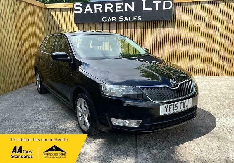 Black Used 2015 Skoda Rapid SE Hatchback | £6,295 (Fair price) - Image 1/4