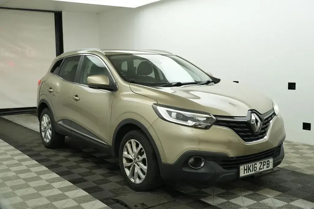 Begagnad Renault Kadjar Dynamique 110 HK (80 kW) 2016 Beige SUV