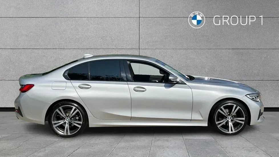 Used BMW 320 Sport Line 187 HP (137 kW) 2020 Silver Sedan