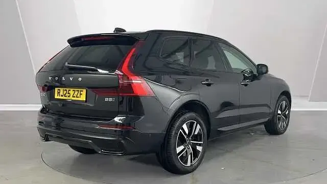 Used Volvo XC60 Plus 247 HP (181 kW) 2025 Black SUV