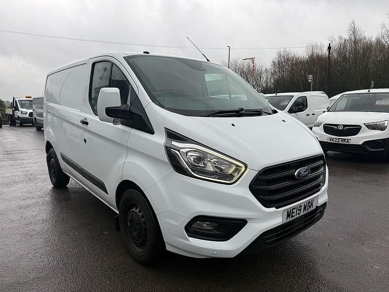 Used Ford Transit Custom Trend 2019 White Van