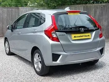 Used Honda Jazz SE 102 HP (75 kW) 2017 Silver Hatchback