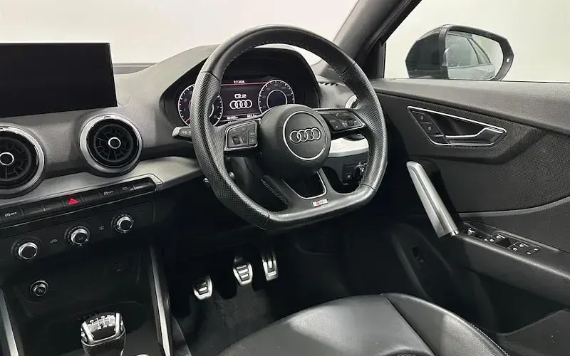 Used Audi Q2 Black Edition 110 HP (80 kW) 2022 Grey SUV