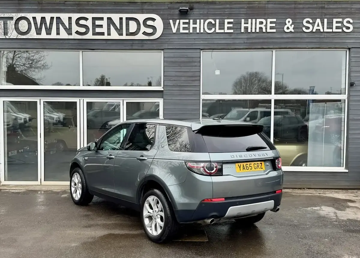 Used Land Rover Discovery Sport HSE 180 HP (132 kW) 2015 Grey SUV