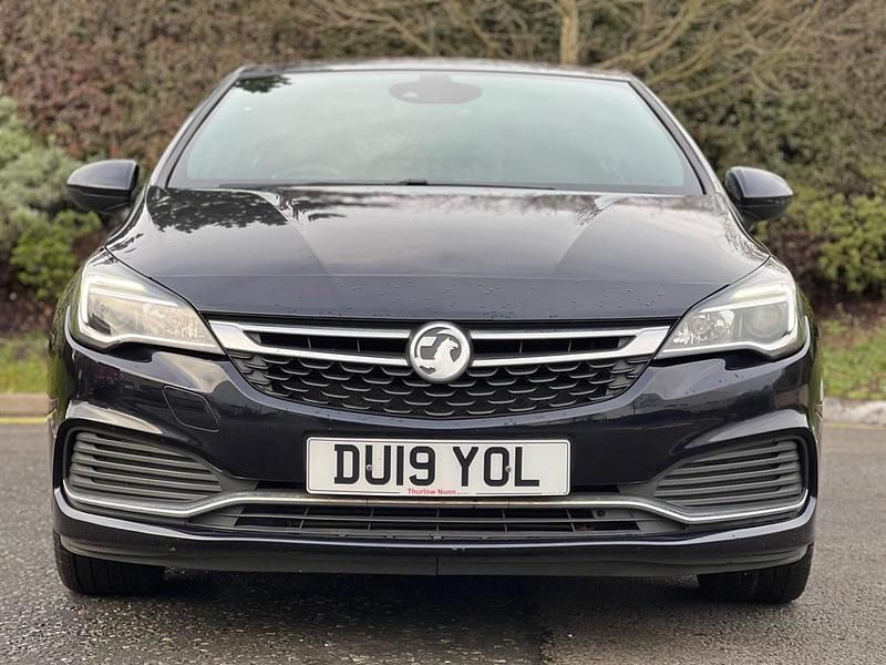 Used Vauxhall Astra SRi 150 HP (110 kW) 2019 Blue Hatchback