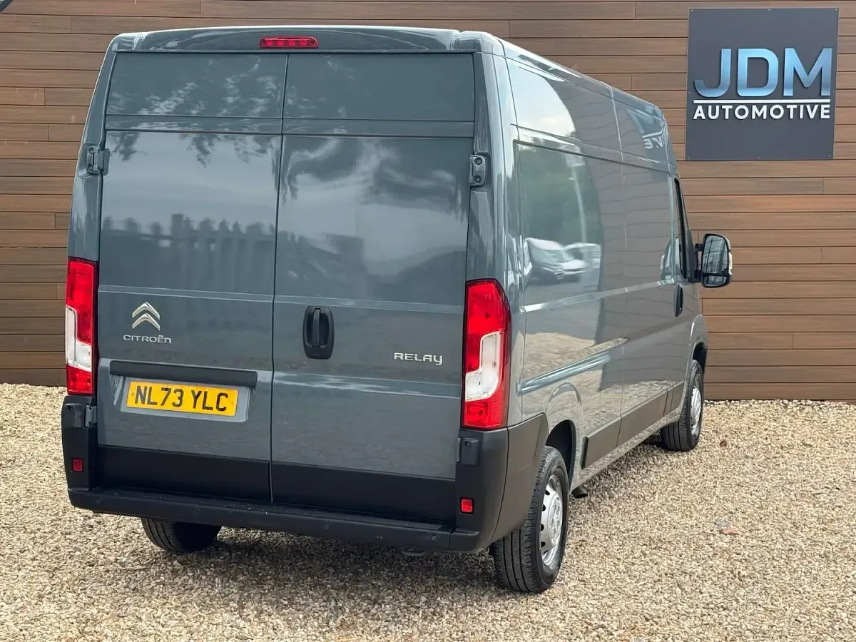 Used Citroën Relay 140 HP (102 kW) 2023 Grey Van