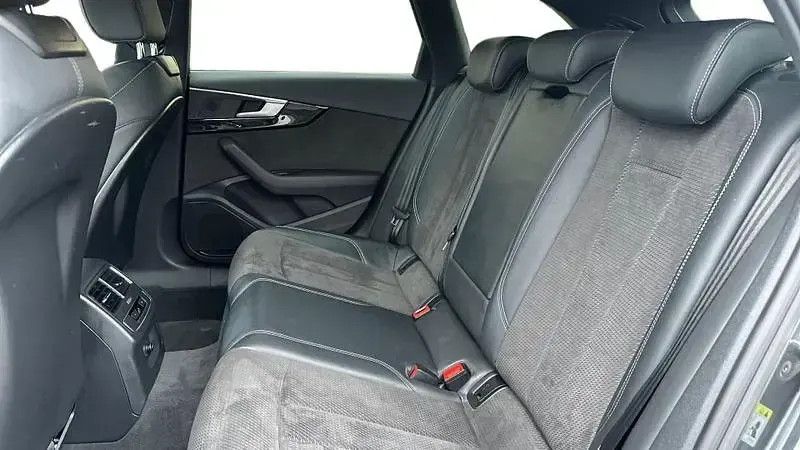 Used Audi A4 Black Edition 190 HP (139 kW) 2020 Grey Estate
