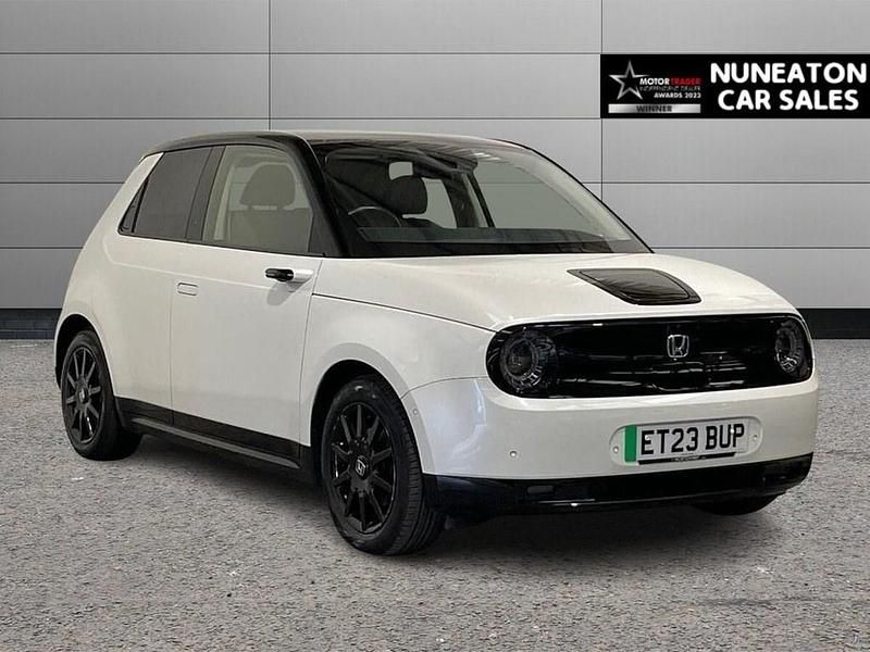White Used 2023 Honda e Advance Hatchback | £16,650 (Fair price) - Image 1/4