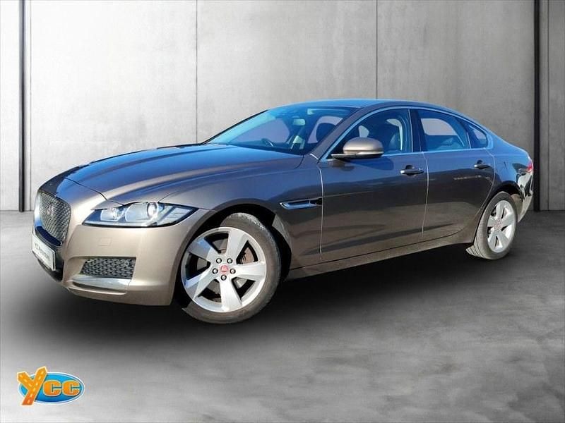 Used Jaguar XF Portfolio 180 HP (132 kW) 2016 Bronze Sedan