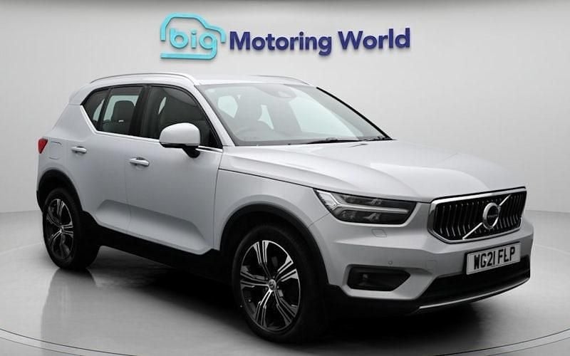 Used Volvo XC40 Inscription 197 HP (144 kW) 2021 Silver SUV
