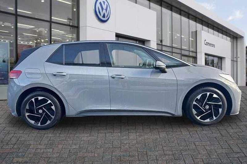 Used VW ID.3 Pure 125 kW (170 HP) 2025 Grey Hatchback