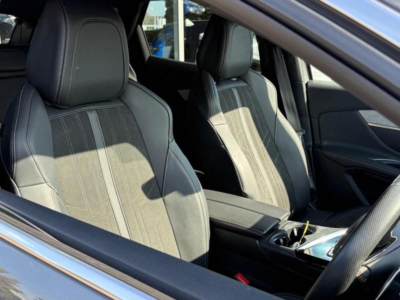 Used Peugeot 3008 Premium 2022 Grey Hatchback