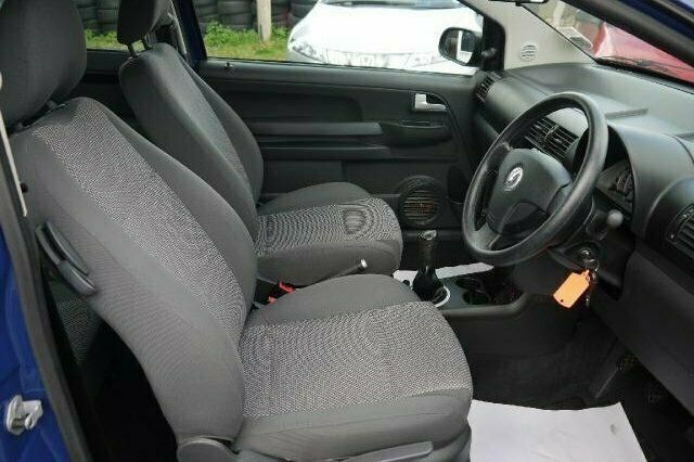 Used 2007 VW Fox Hatchback | £3,295 (Expensive) - Image 1/4