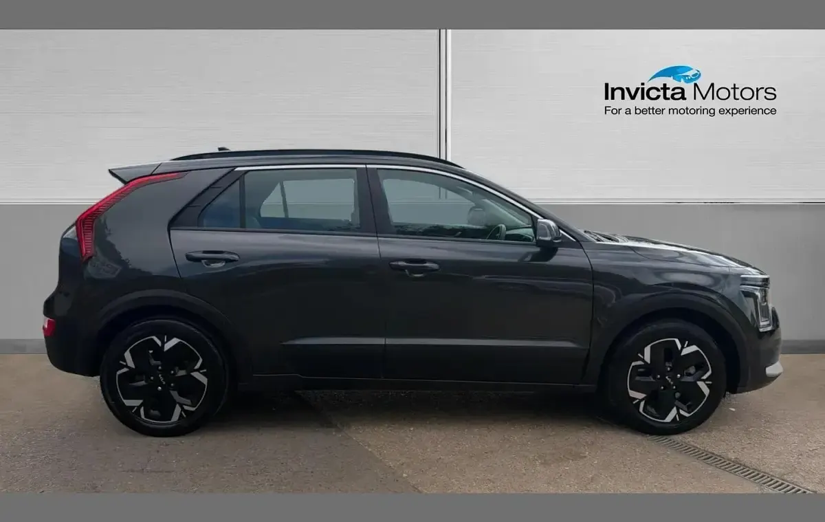 Used Kia e-Niro 150 kW (204 HP) 2023 Grey SUV