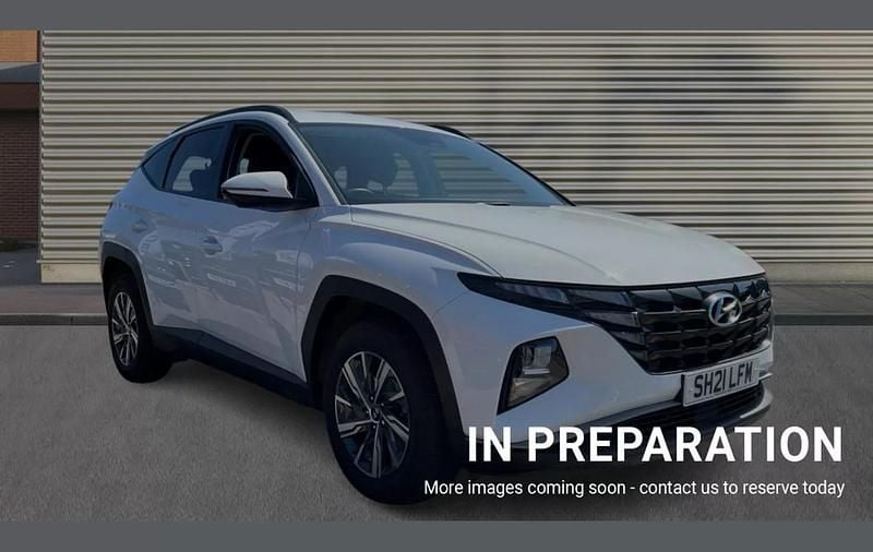 White Used 2021 Hyundai Tucson SE SUV | £21,088 (Good price) - Image 1/4