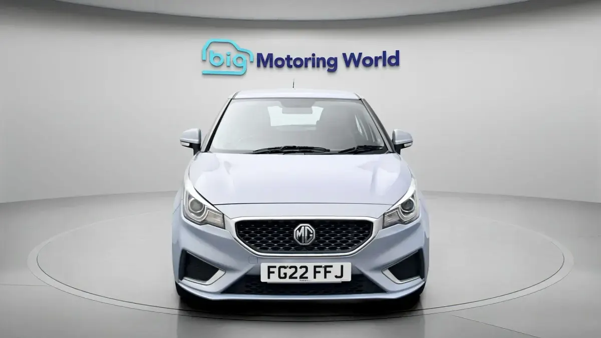 Used MG MG3 Exclusive 105 HP (77 kW) 2022 Silver Hatchback