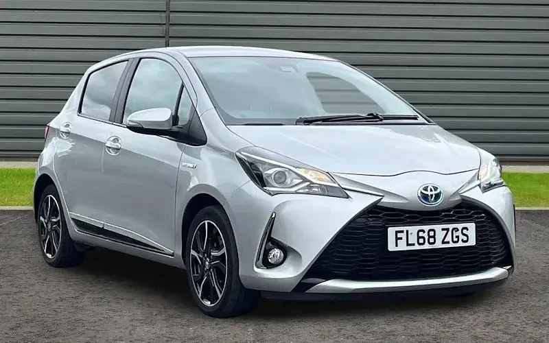 Used Toyota Yaris Design 101 HP (74 kW) 2018 Hatchback