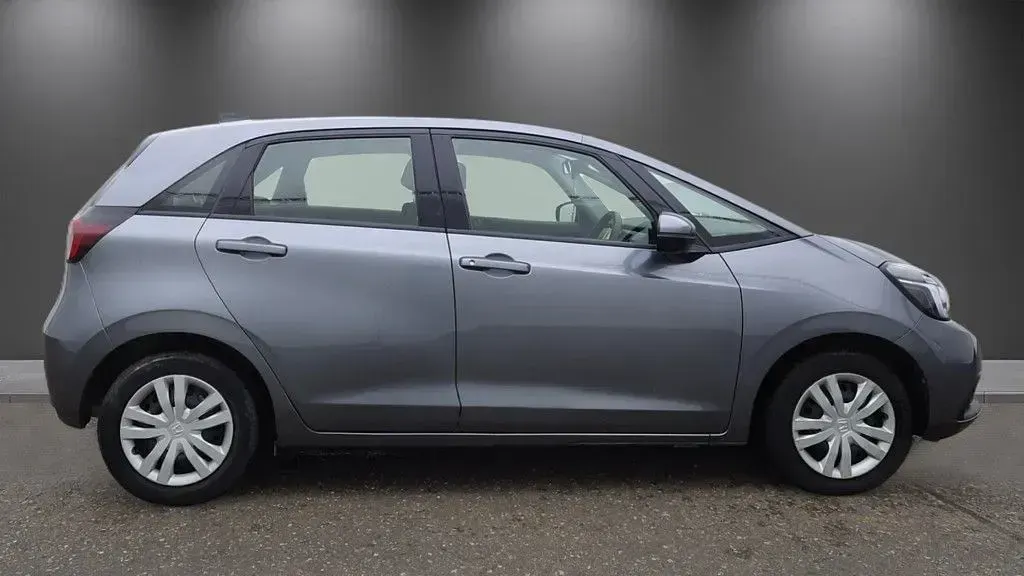 Used Honda Jazz Hybrid 109 HP (80 kW) 2021 Grey Hatchback