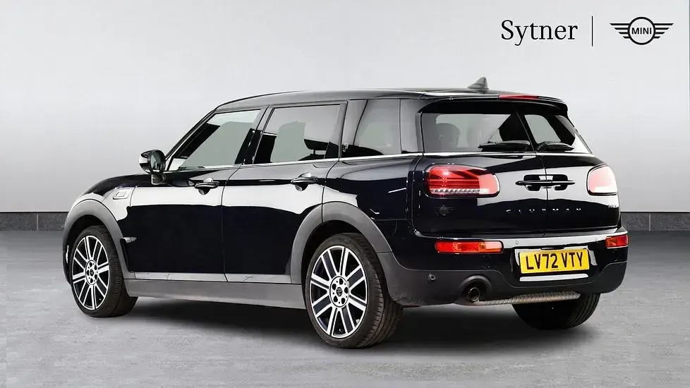 Used Mini Cooper Clubman Exclusive 136 HP (100 kW) 2023 Black Estate