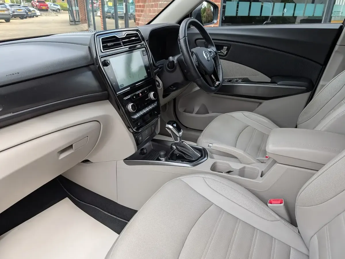 Used SsangYong Tivoli 163 HP (119 kW) 2023 Blue SUV