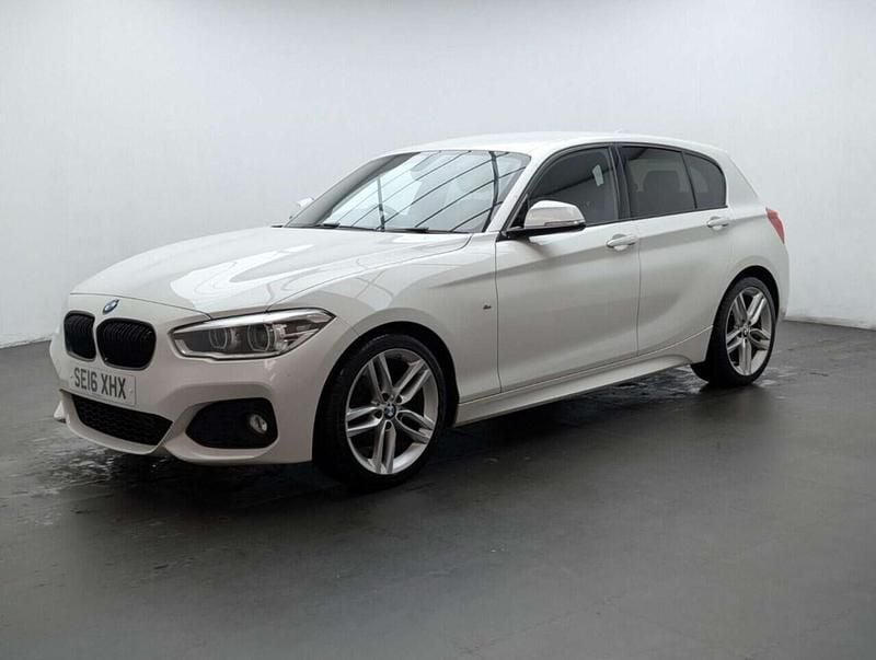 Used BMW 118 M Sport 150 HP (110 kW) 2015 White Hatchback