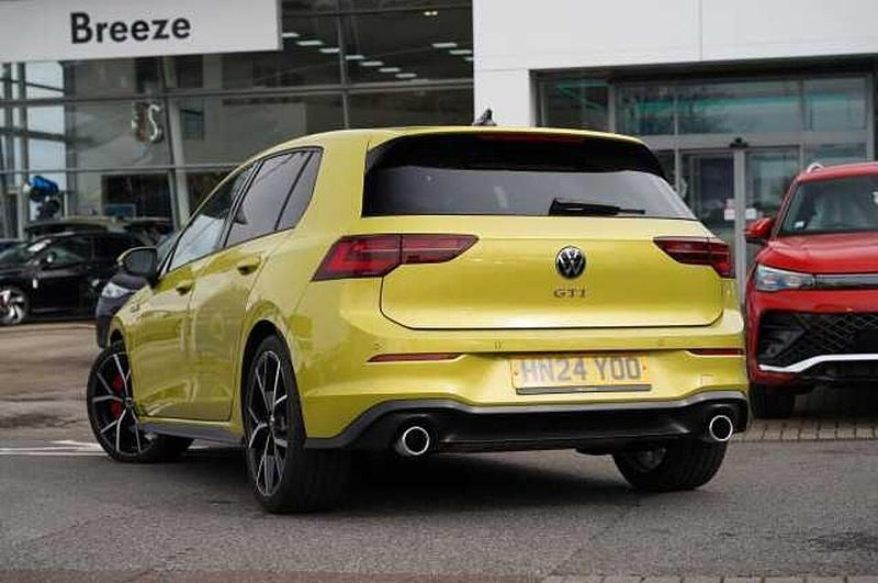 Used VW Golf VIII 245 HP (180 kW) 2024