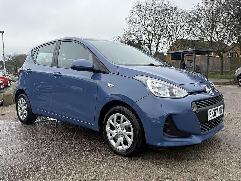 Used Hyundai i10 SE 87 HP (63 kW) 2017 Blue Hatchback