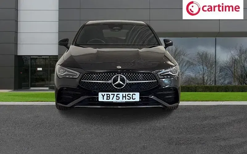 New Mercedes CLA200 Executive 163 HP (119 kW) 2025 Black Estate