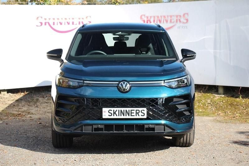 New VW Touran R-line 2025 Blue MPV