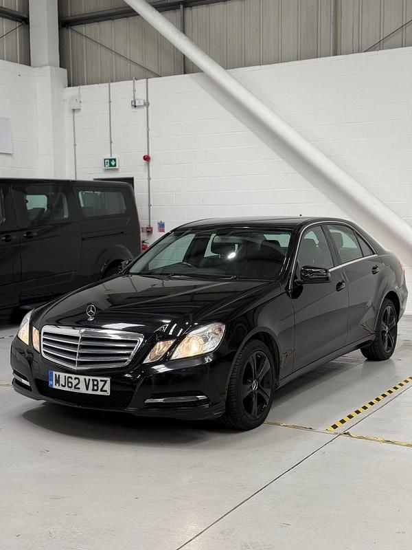 Black Used 2013 Mercedes E220 SE Sedan | £4,800 (Super price) - Image 1/4